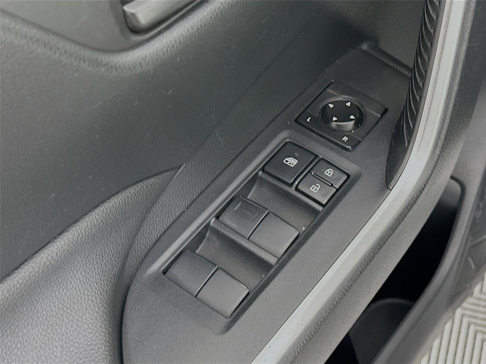 Certified 2019 Toyota RAV4 LE image 18