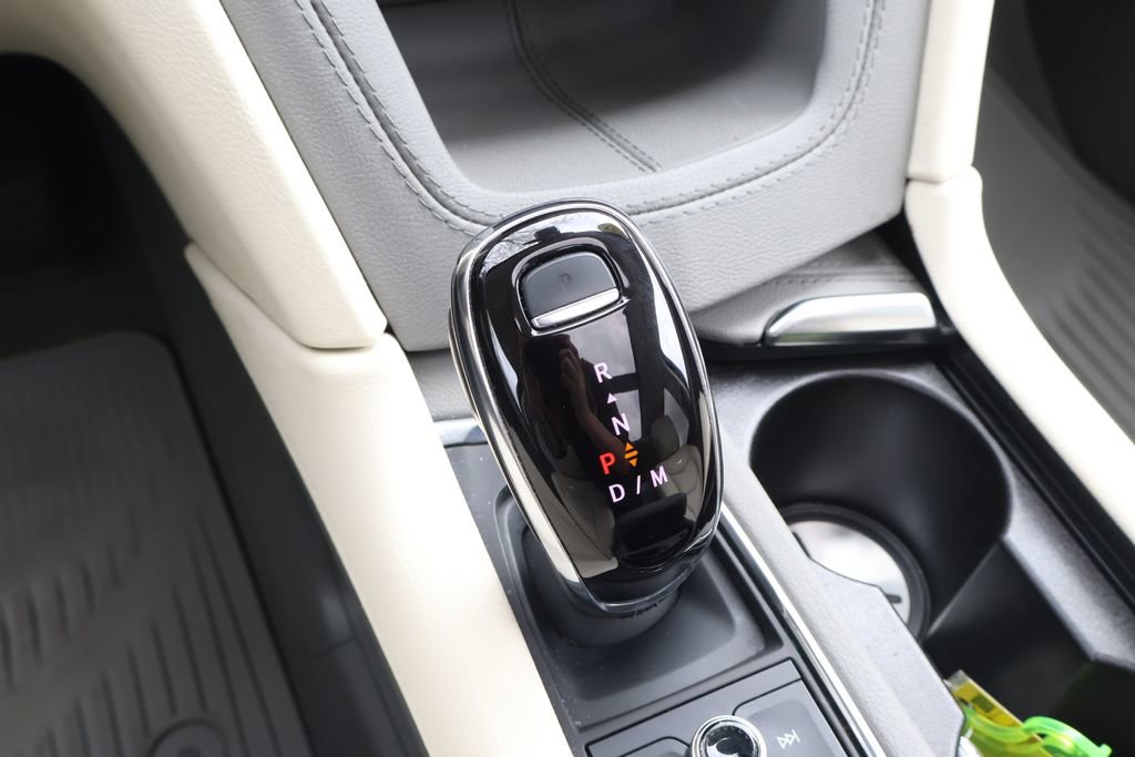 Used 2023 Cadillac XT5 Premium Luxury image 22