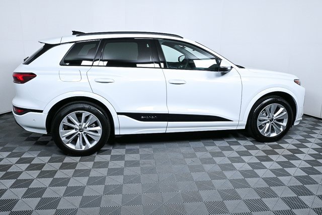 New 2025 Audi Q6 e-tron Premium Plus image 2