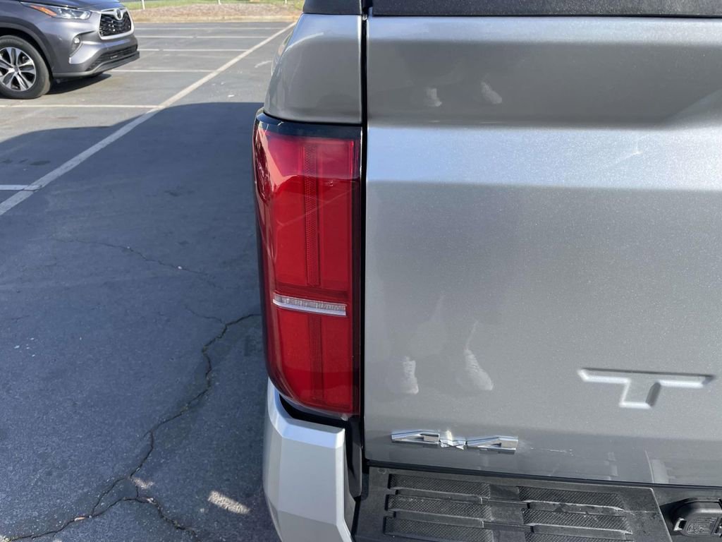 Used 2025 Toyota Tacoma SR5 image 19