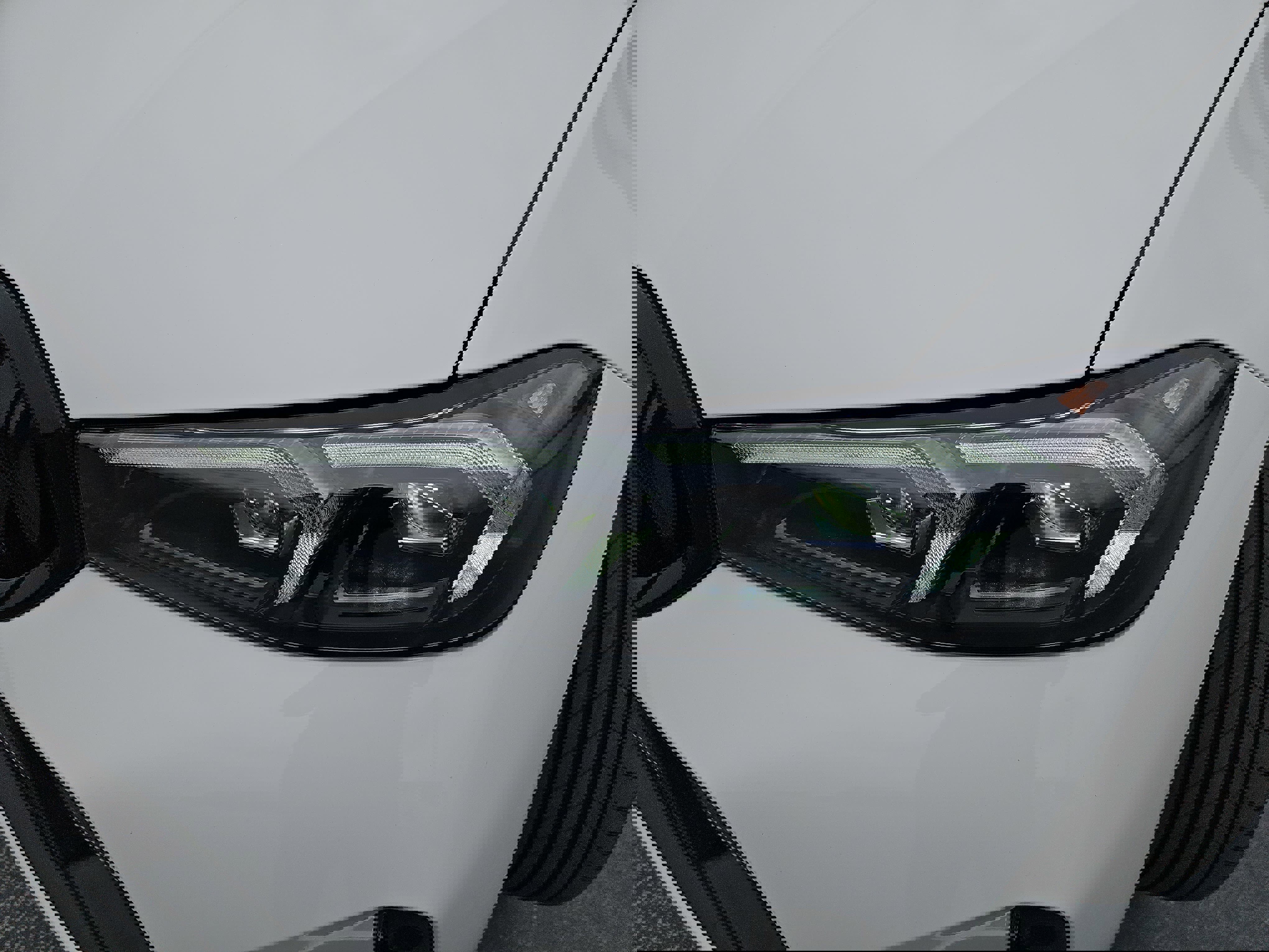 Used 2023 BMW 330i Sedan w/ M Sport Package image 31