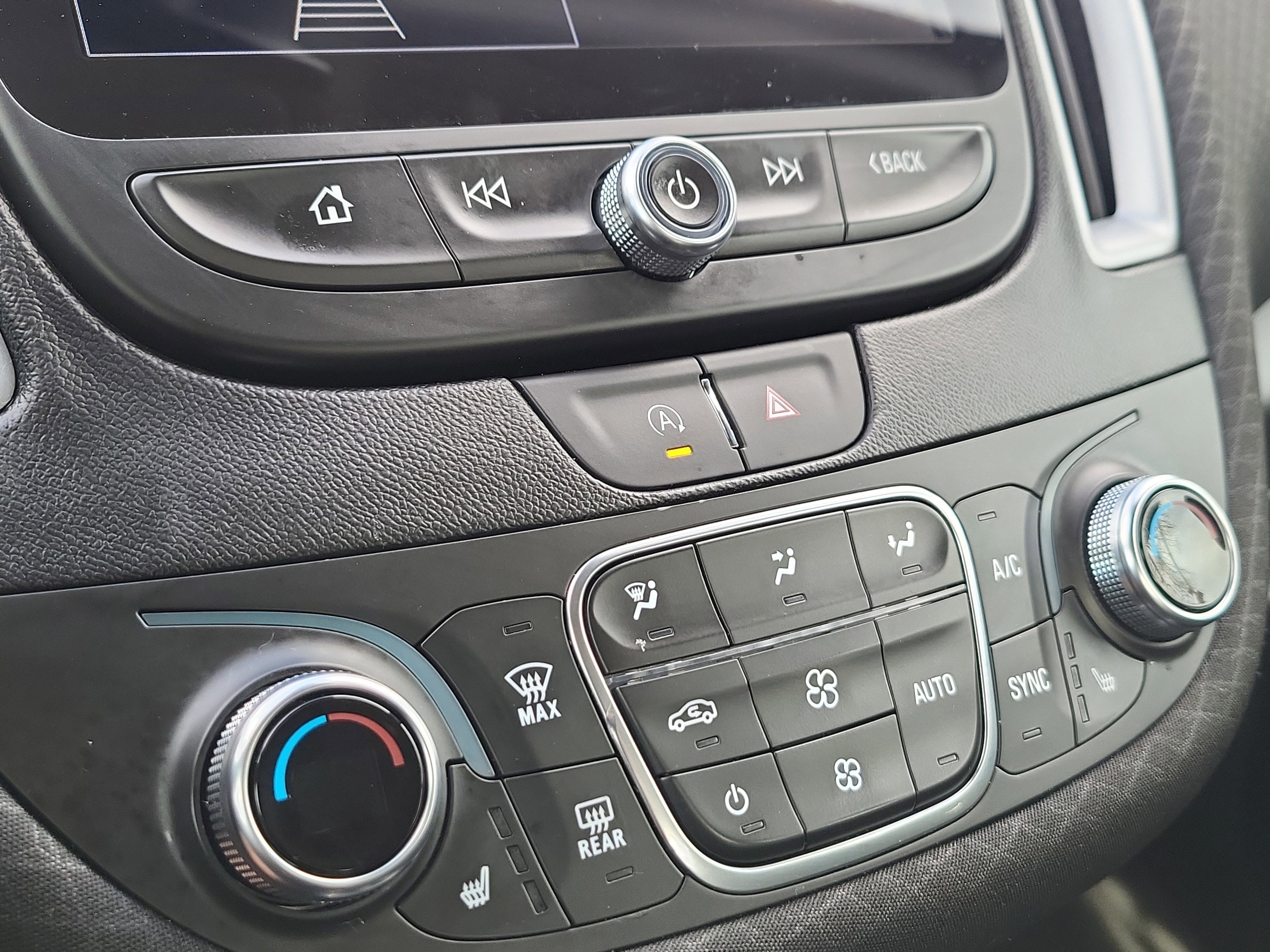 Used 2023 Chevrolet Malibu LT image 22