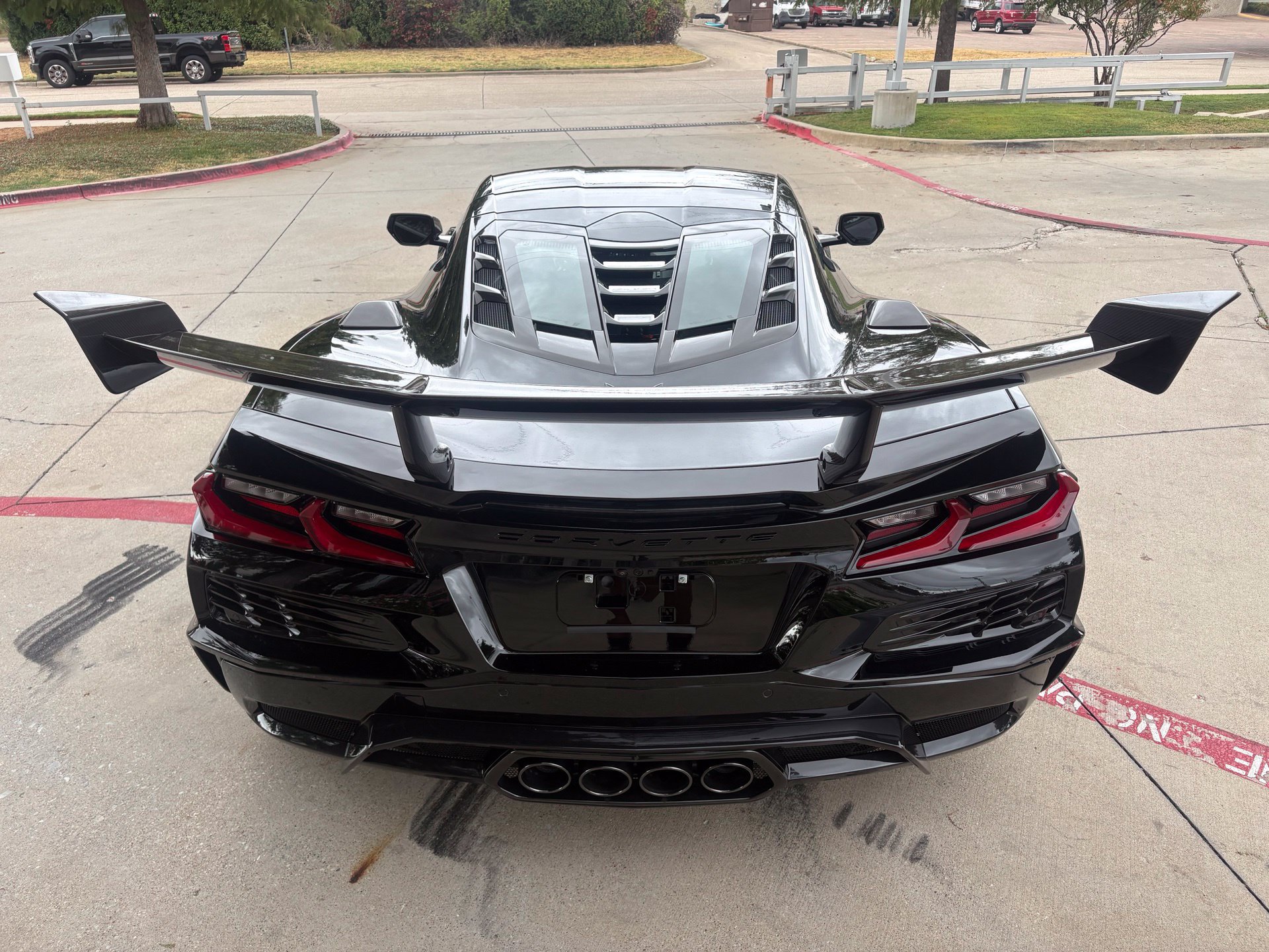 Used 2025 Chevrolet Corvette ZR1 w/ ZR1 Carbon Fiber Aero Package RWD image 5