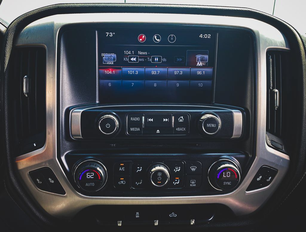 Used 2015 GMC Sierra 1500 SLE w/ SLE Value Package AWD/4WD image 4