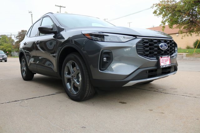 New 2025 Ford Escape ST-Line Elite w/ Tech Pack #2 image 9