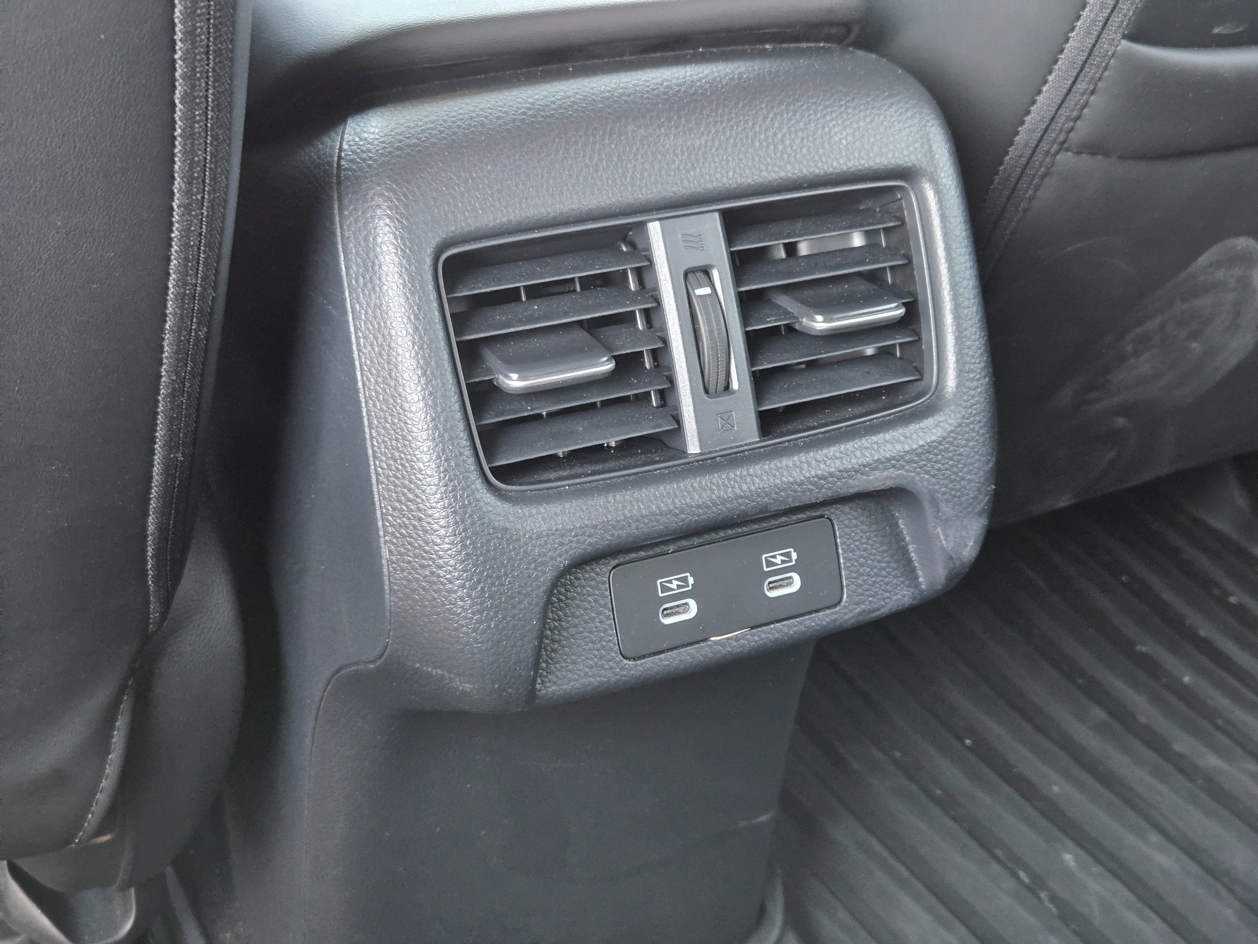 Certified 2025 Acura ADX A-Spec image 38