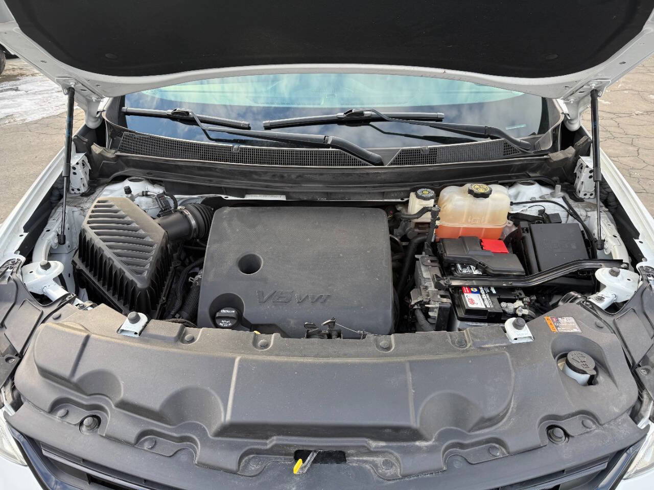 Used 2021 Chevrolet Traverse LT w/ LPO, Blackout Package image 26