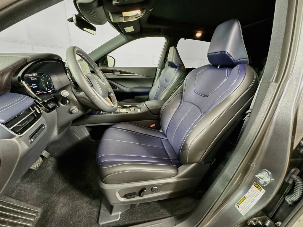 Certified 2026 INFINITI QX60 Sport w/ Dark Cargo Package AWD/4WD image 28