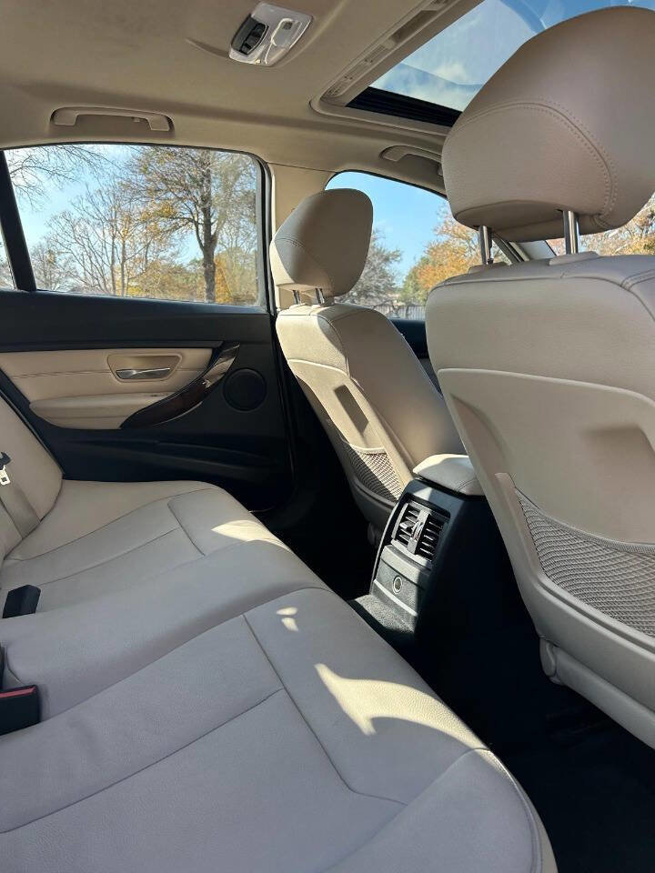 Used 2015 BMW 320i Sedan image 44