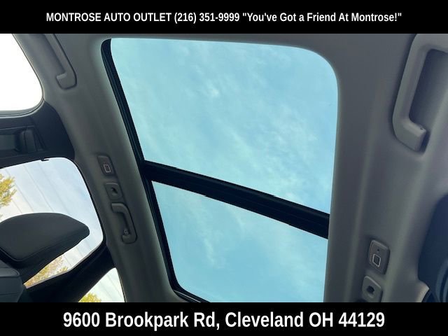 New 2026 Volvo XC60 B5 Plus w/ Protection Package Premier image 37