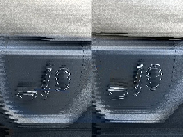 Used 2024 Ford Expedition Limited image 29