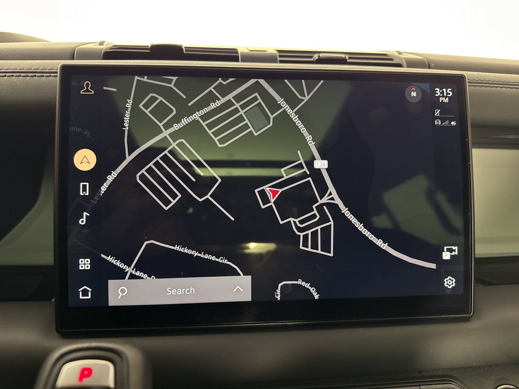 Used 2023 Land Rover Defender 130 X-Dynamic SE image 22