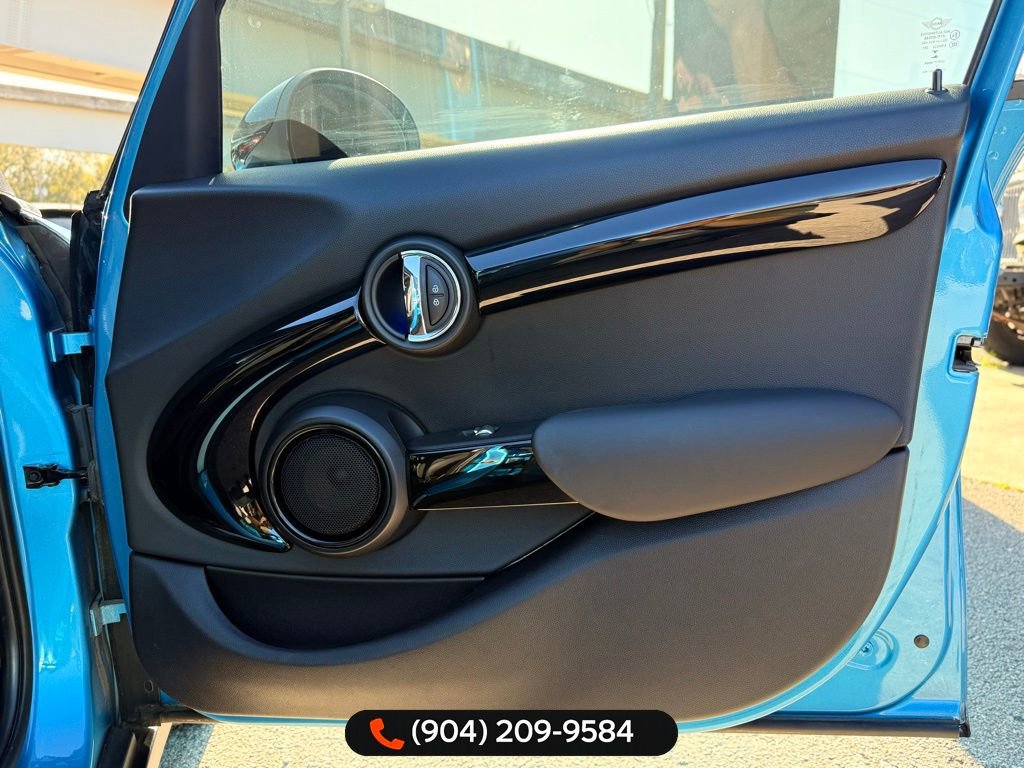 Used 2019 MINI Cooper 4-Door Hardtop image 35