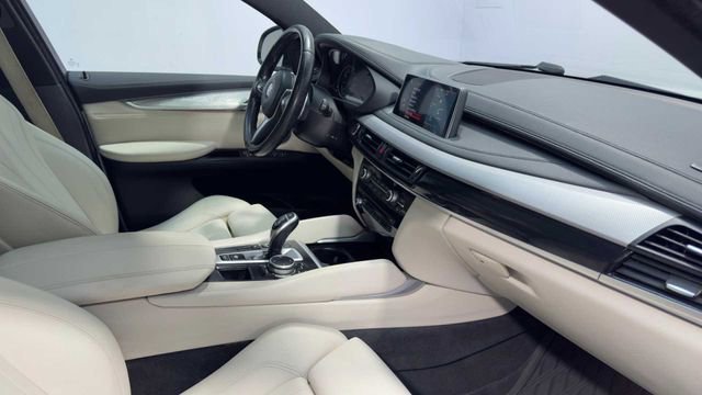 Used 2015 BMW X6 sDrive35i RWD image 11
