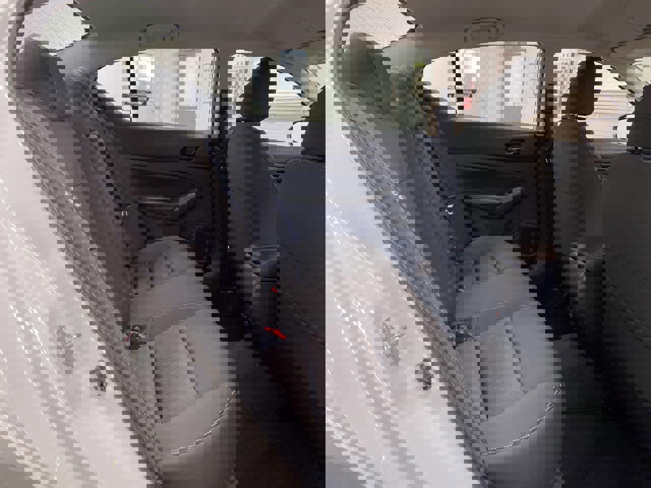 Used 2025 Nissan Altima 2.5 SV image 18