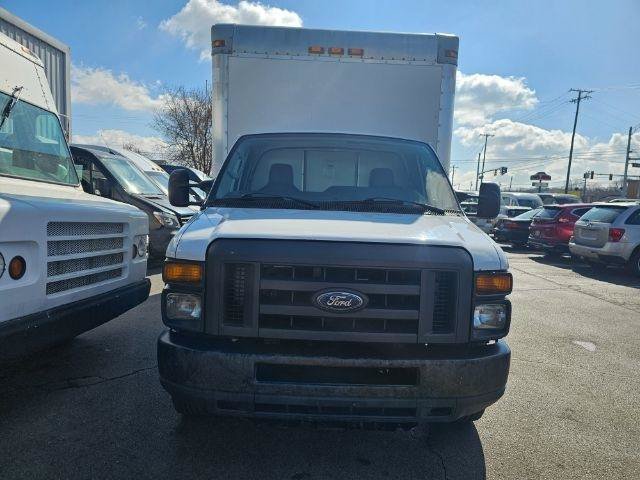 Used 2016 Ford E-350 and Econoline 350 Super Duty w/ Power Windows & Locks Group RWD image 2