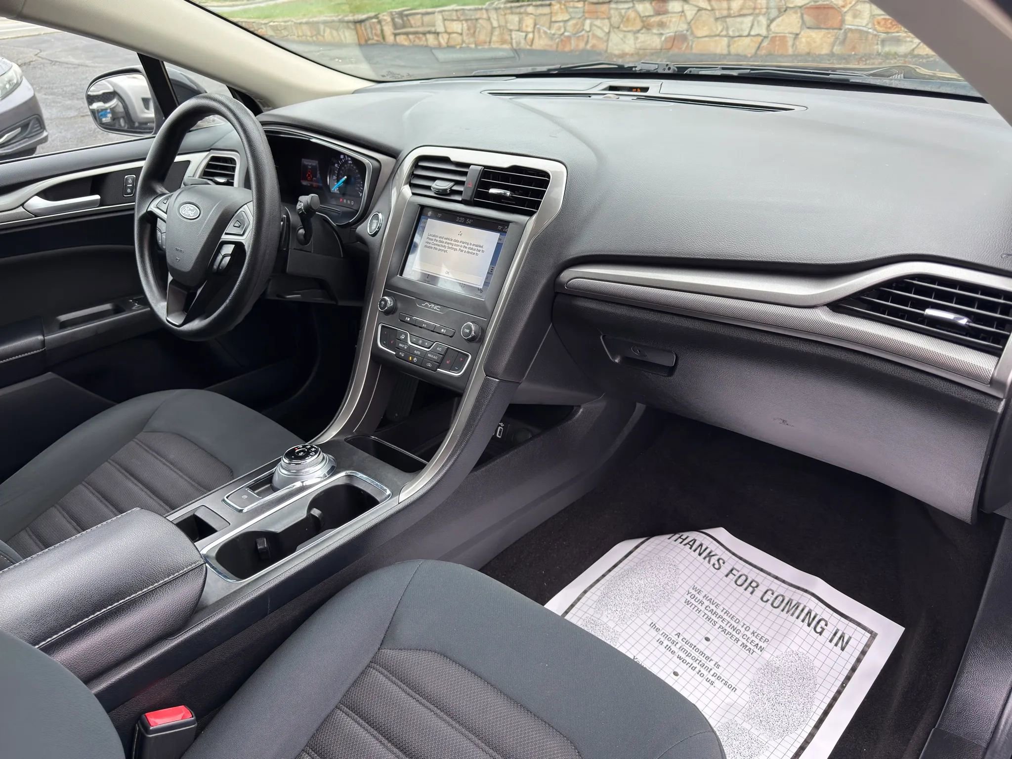 Used 2019 Ford Fusion SE AWD/4WD image 23