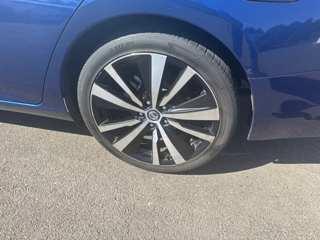 Used 2022 Nissan Altima 2.5 SR FWD image 11
