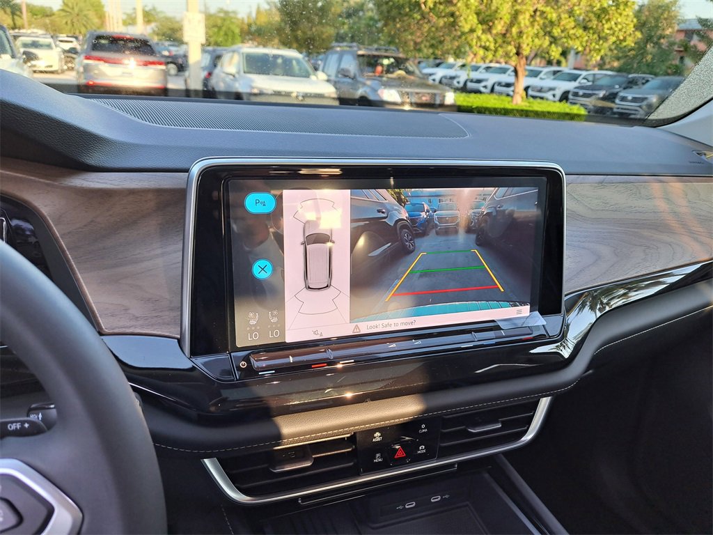 New 2026 Volkswagen Atlas SE image 10