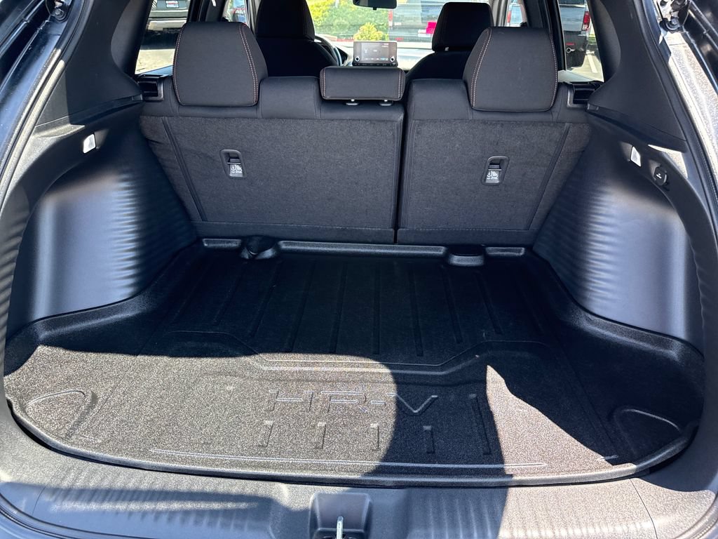 Certified 2024 Honda HR-V Sport image 40