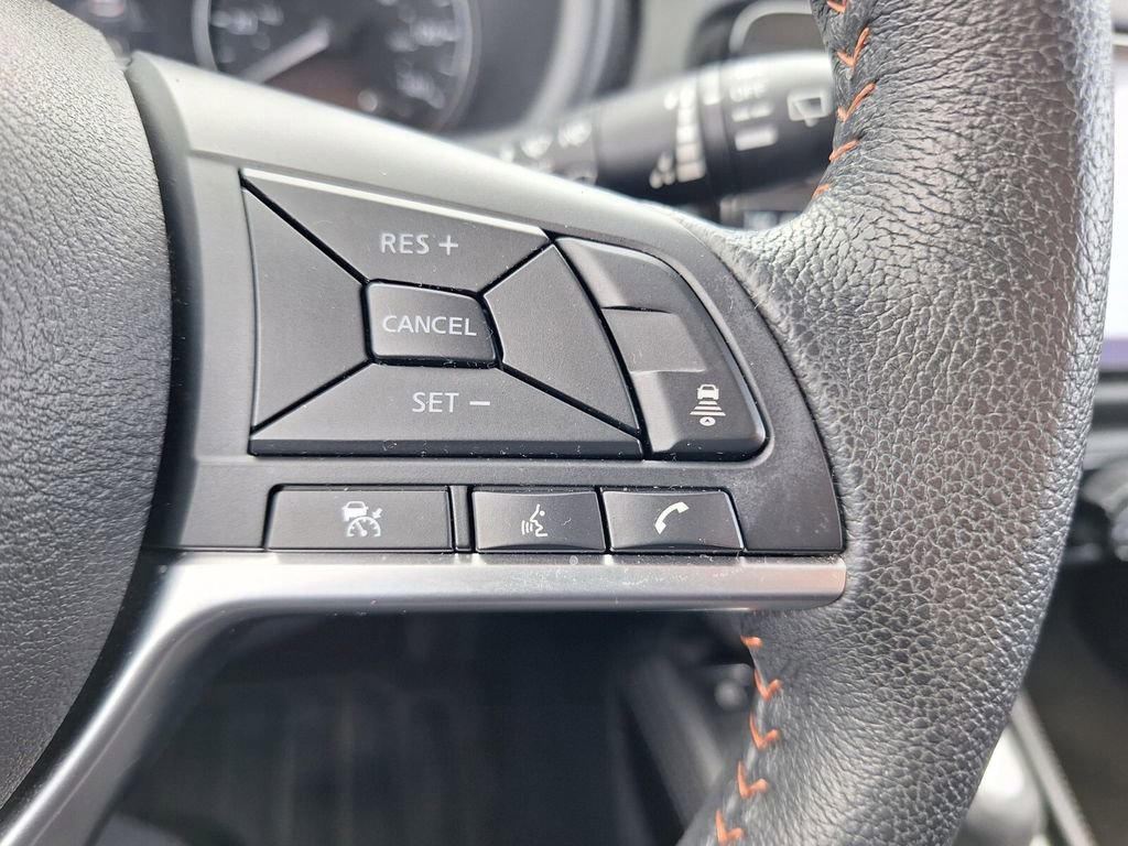 Used 2024 Nissan Kicks SR image 16