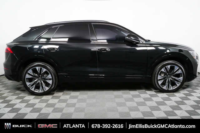 Used 2025 Audi Q8 Premium Plus AWD/4WD image 2