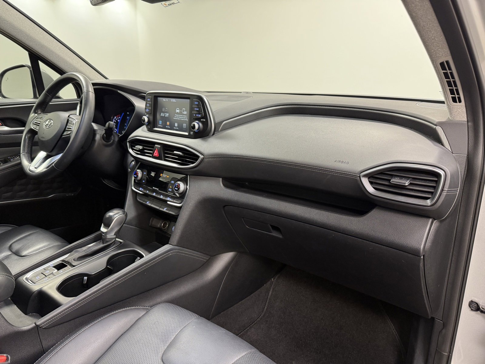 Used 2019 Hyundai Santa Fe Limited image 29