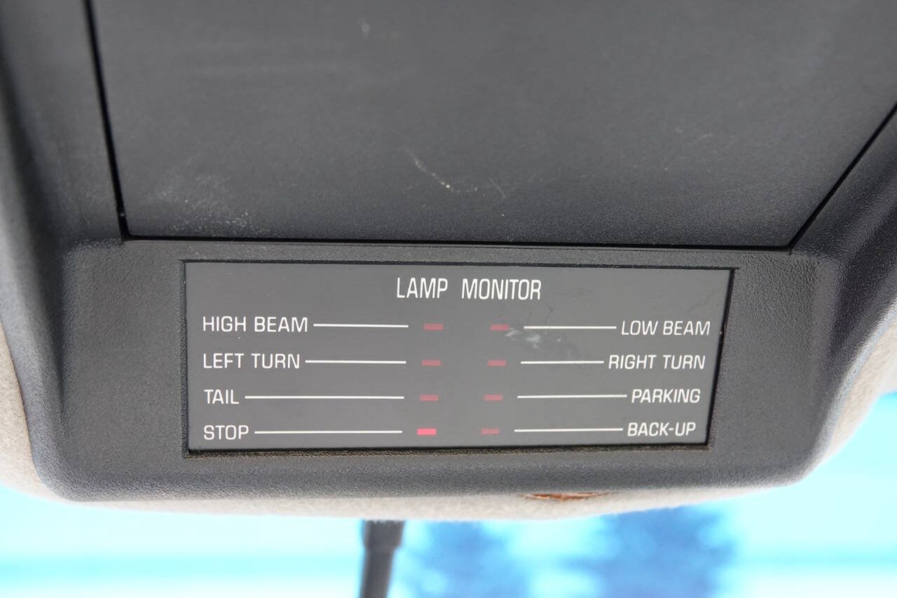 Used 1993 Buick Park Avenue Ultra FWD image 81