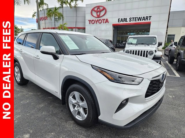 Certified 2023 Toyota Highlander LE