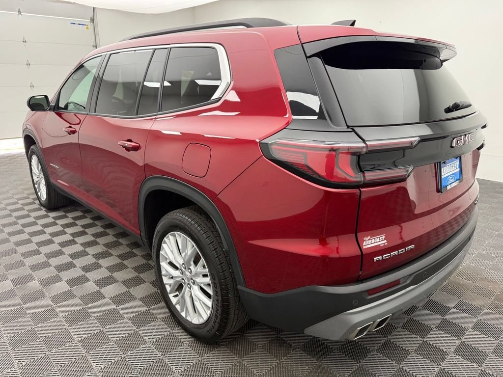 Used 2024 GMC Acadia Elevation w/ Trailering Package FWD image 12