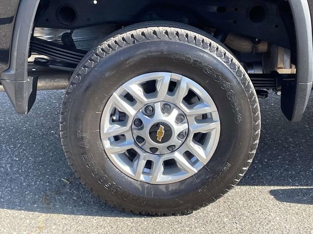 Used 2024 Chevrolet Silverado 2500 LT w/ Convenience Package AWD/4WD image 7