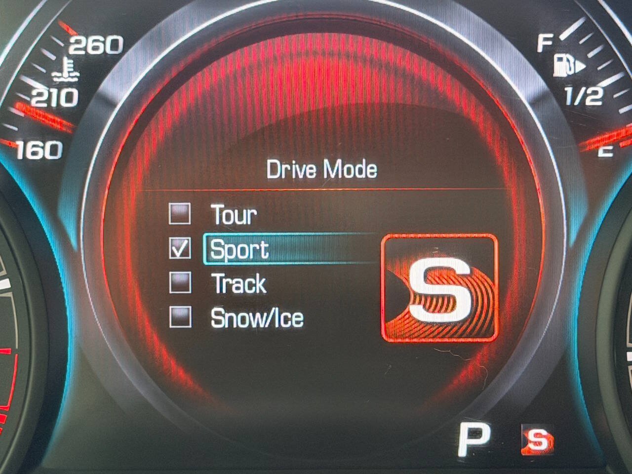 Used 2018 Chevrolet Camaro SS RWD image 40