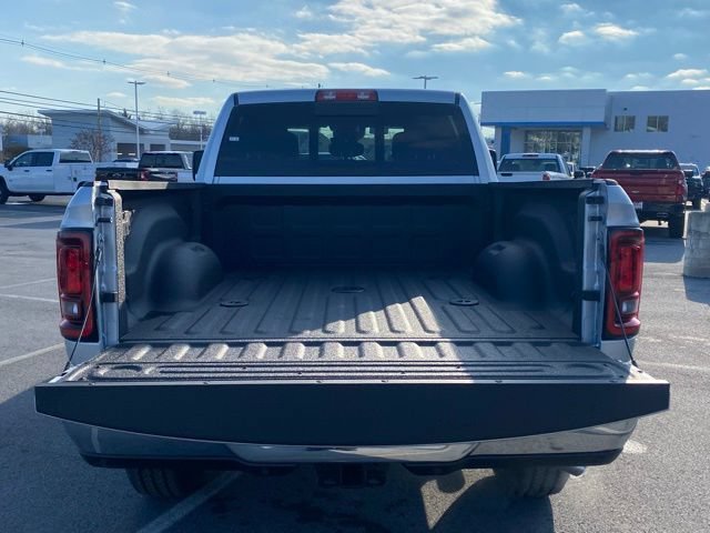 New 2026 RAM 2500 Tradesman AWD/4WD image 7