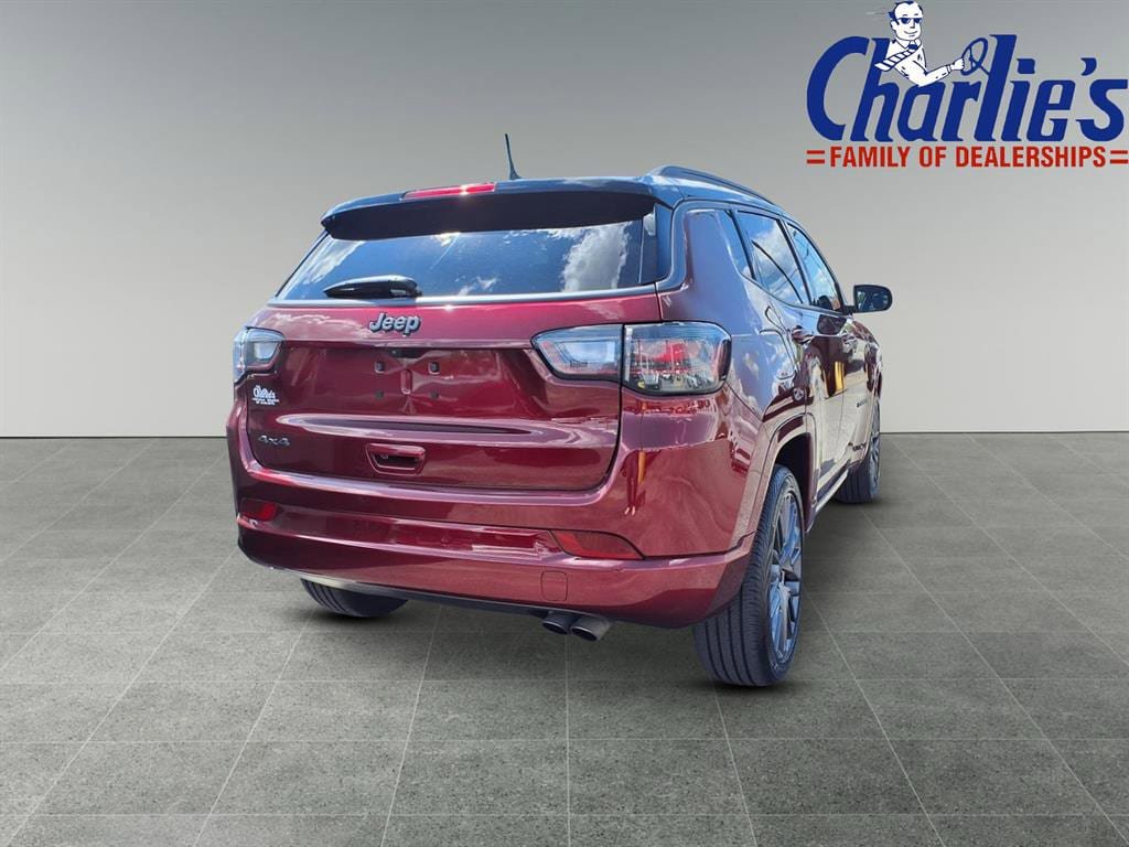 Used 2022 Jeep Compass High Altitude AWD/4WD image 4