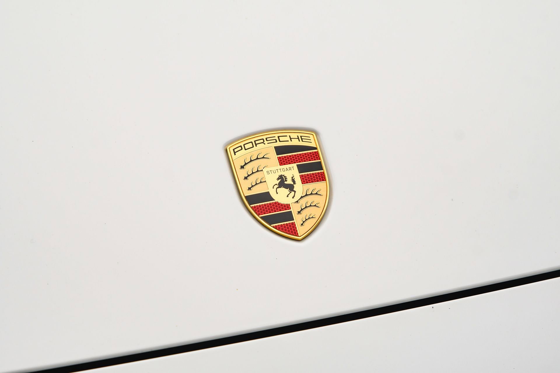 Used 2025 Porsche Panamera 4 image 27