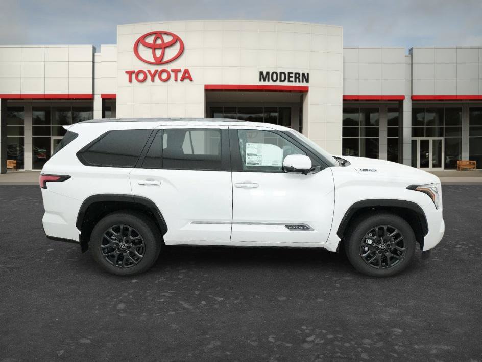 New 2026 Toyota Sequoia Platinum AWD/4WD image 4