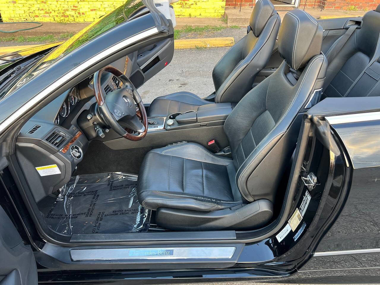 Used 2011 Mercedes-Benz E 550 Cabriolet image 14