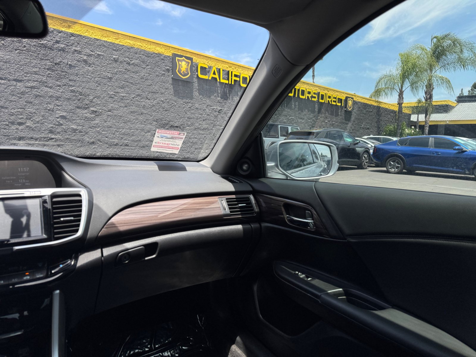 Used 2017 Honda Accord EX-L image 16