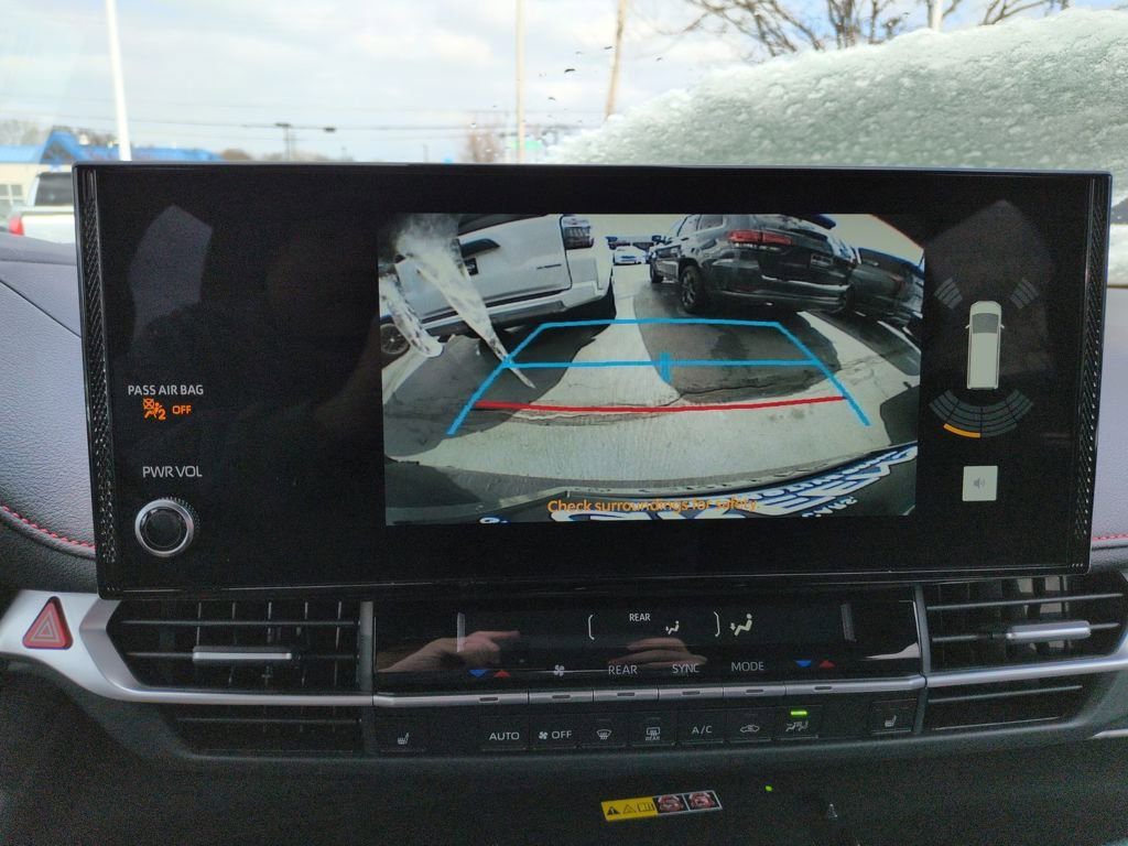 Used 2025 Toyota Sienna XSE w/ XSE Plus Package image 20