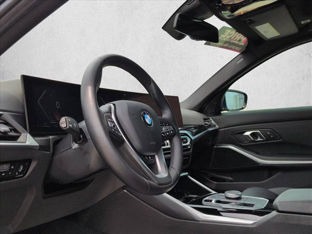 Used 2024 BMW 330i xDrive Sedan w/ Convenience Package AWD/4WD image 10