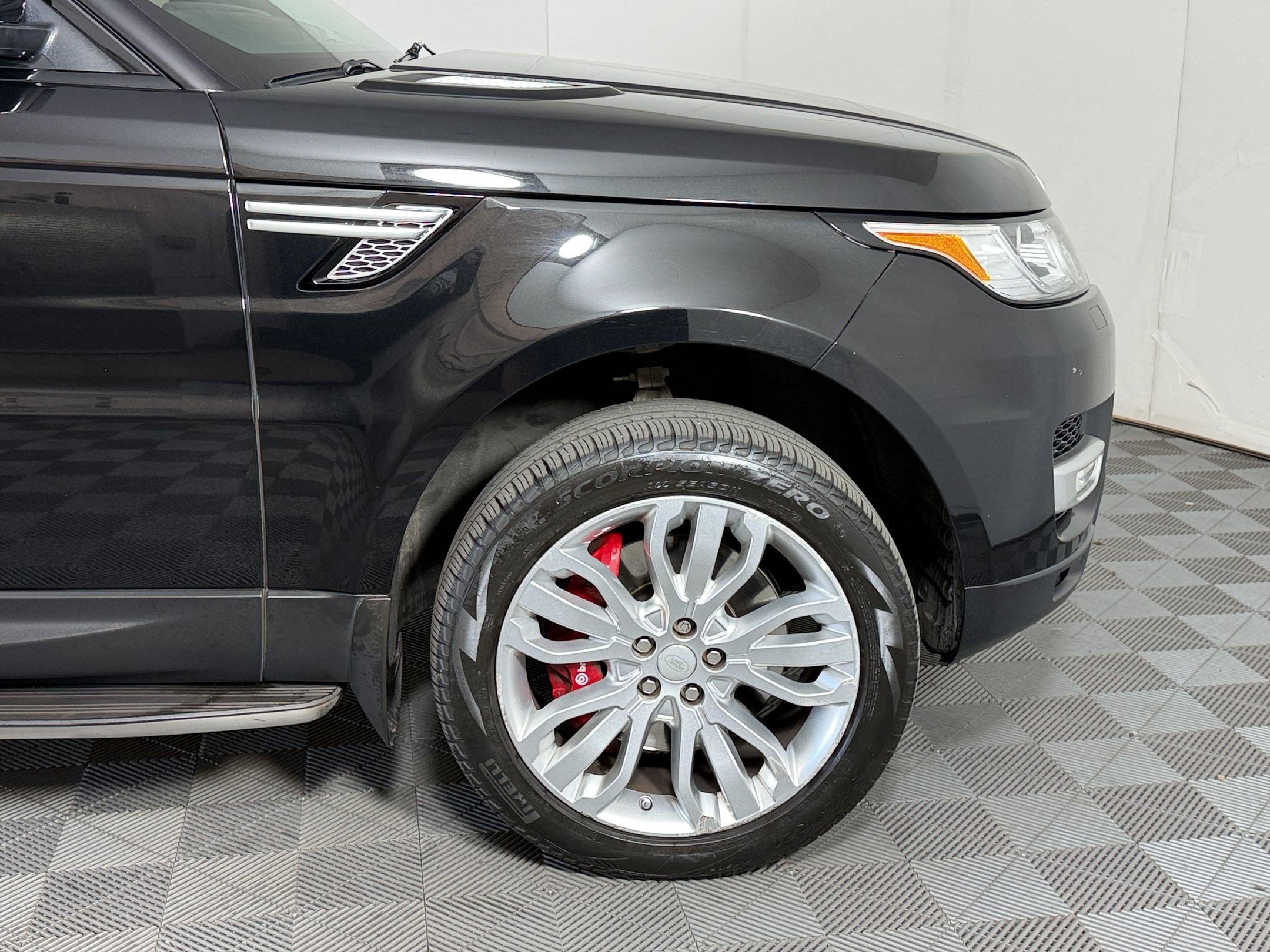 Used 2015 Land Rover Range Rover Sport Supercharged AWD/4WD image 13