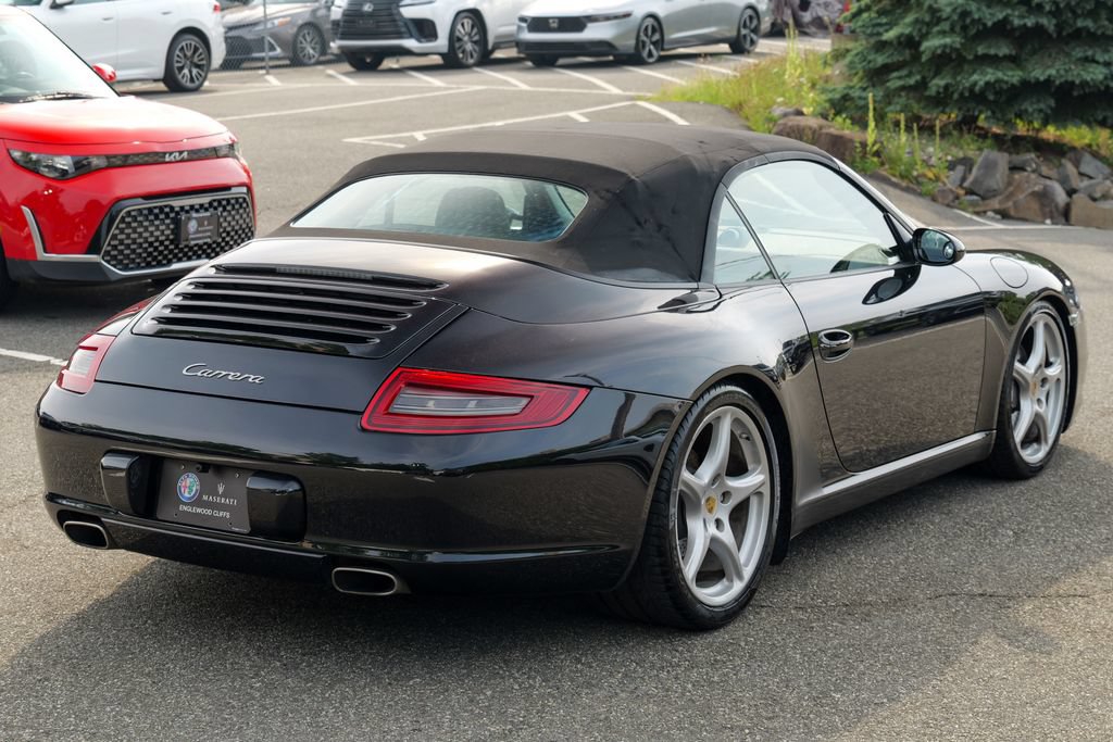 Used 2006 Porsche 911 Carrera RWD image 8