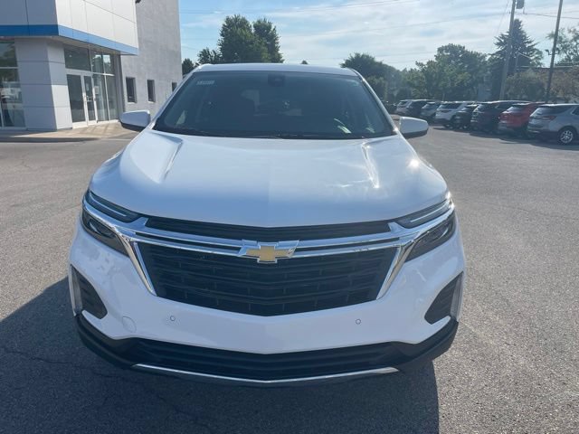 Used 2024 Chevrolet Equinox LT w/ LPO, Floor Liner Package FWD image 11
