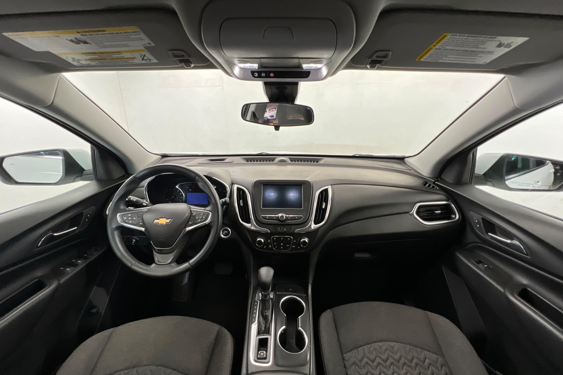 Used 2024 Chevrolet Equinox LT AWD/4WD image 9