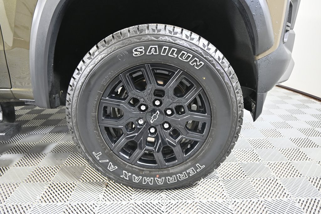 Used 2024 Chevrolet Colorado Trail Boss w/ Advanced Trailering Package image 12
