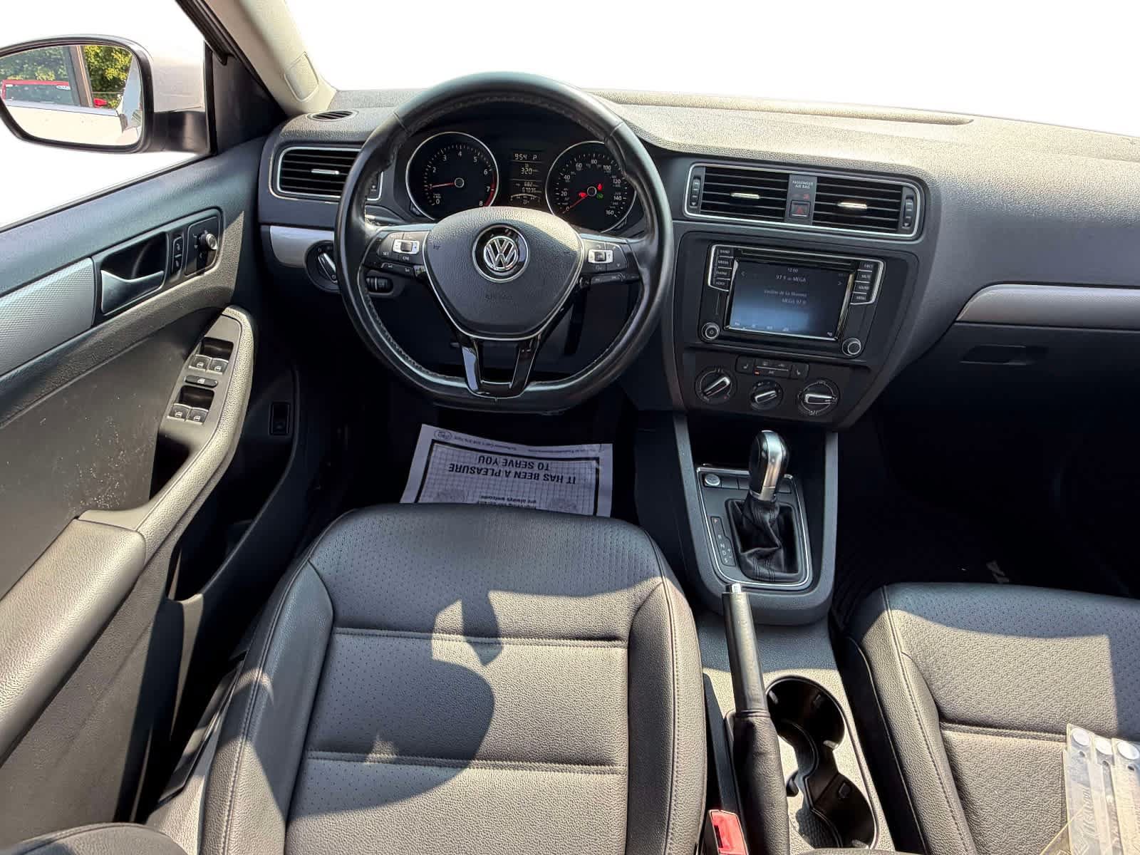 Used 2016 Volkswagen Jetta SE FWD image 14