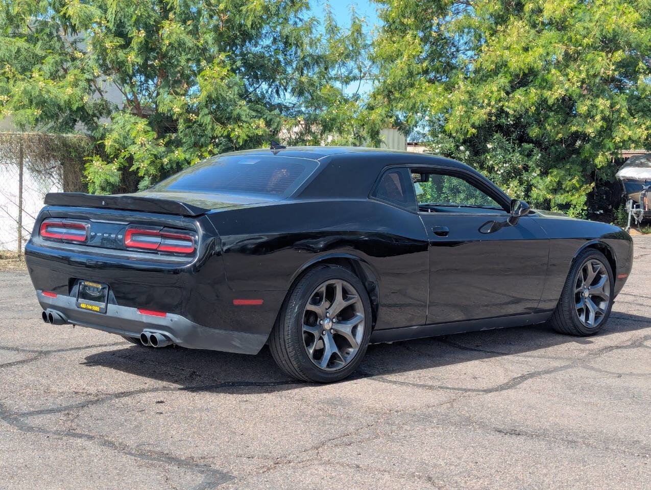 Used 2016 Dodge Challenger SXT Plus image 3