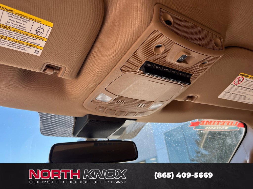Used 2022 Ford F350 Lariat w/ Tremor Off-Road Package AWD/4WD image 9