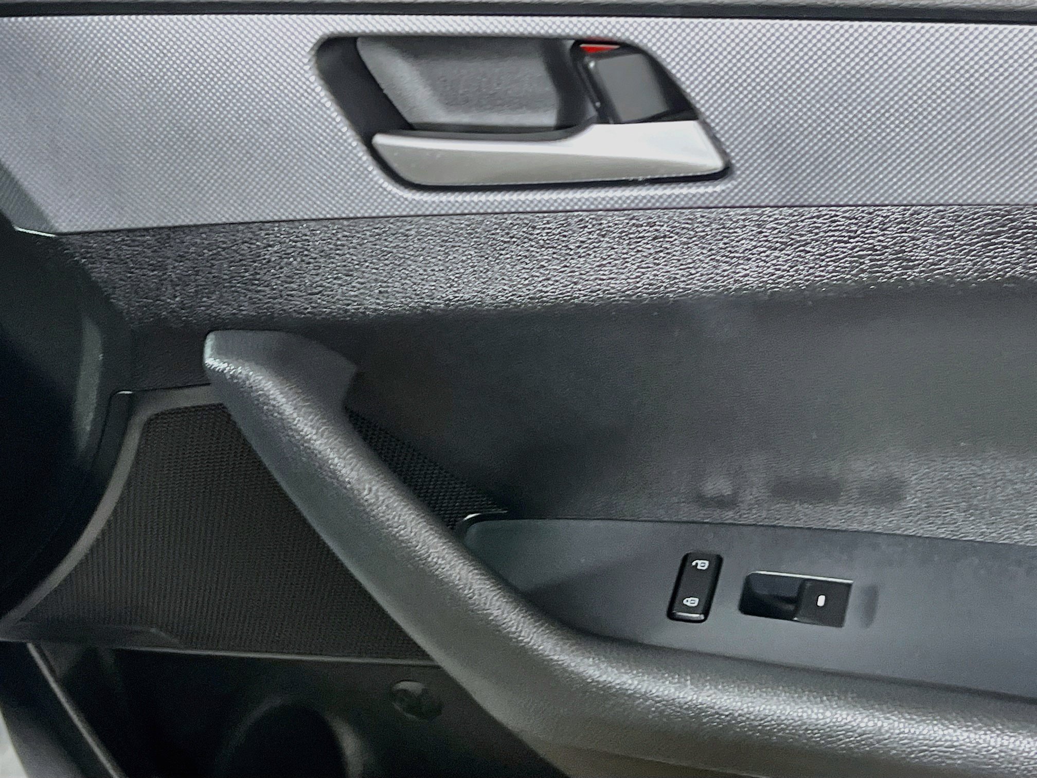 Used 2018 Hyundai Sonata SE FWD image 32