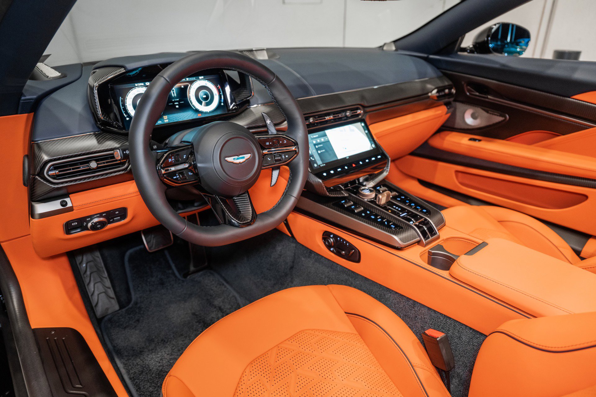 New 2026 Aston Martin Vanquish Convertible image 3
